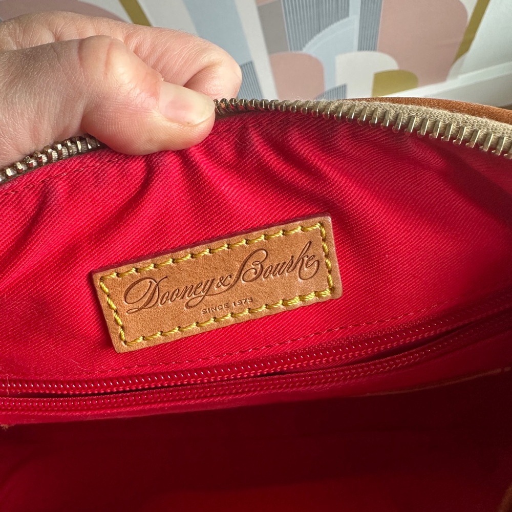 Dooney & Bourke Pink Floral Women's Bag - Picture 6 of 6